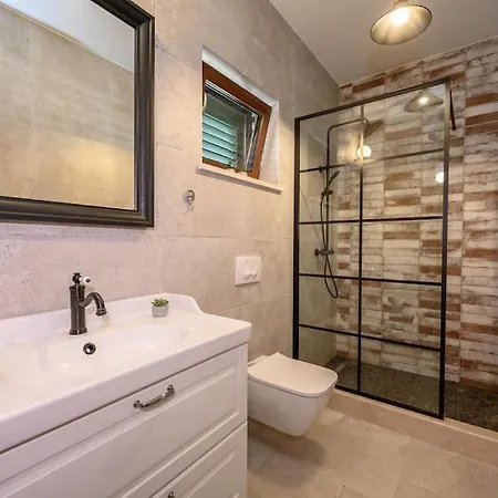 빌라 Oz, Vintage Beachfront Serenity *