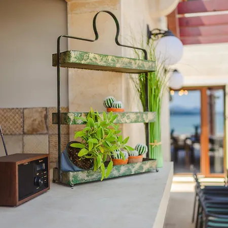 Oz, Vintage Beachfront Serenity Villa